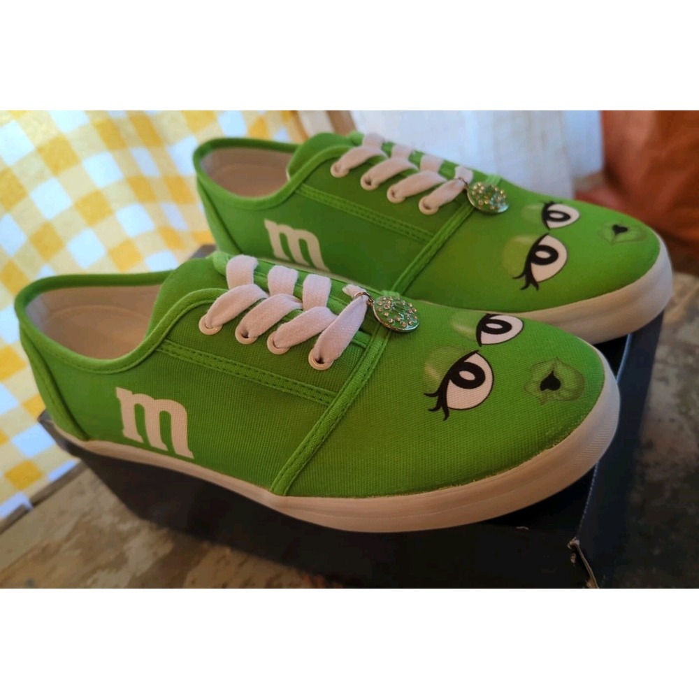 The Bradford Exchange Women's Green Official M&M Sneakers Shoes Size 8 New W/Box